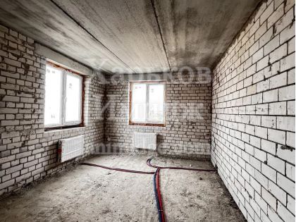 Продам 3-х комнатную квартиру на 9 этаже 9 этажного дома новострой Жилой Комплекс Мира 2  район ХТЗ